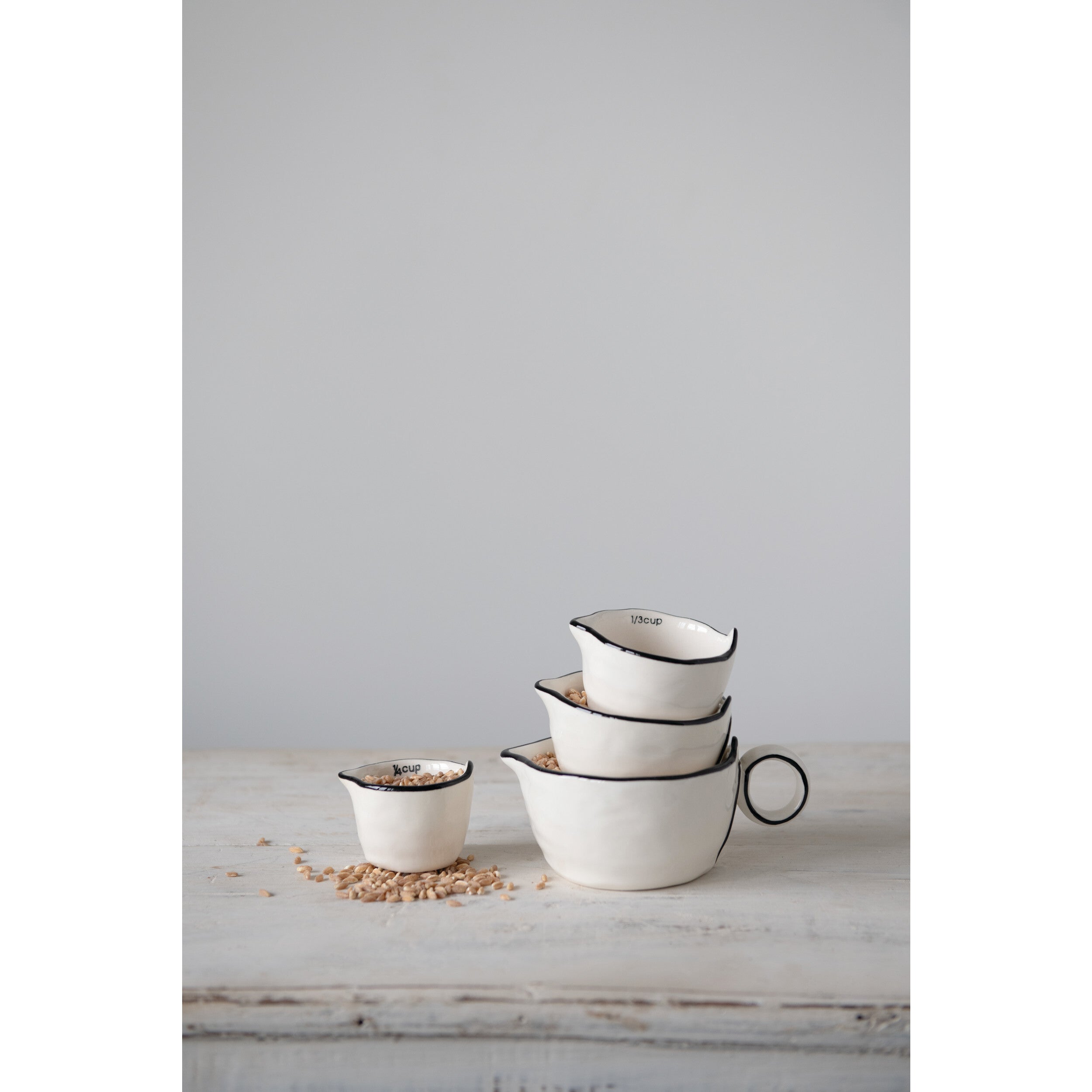Murchison-Hume Ceramic Measuring Cup